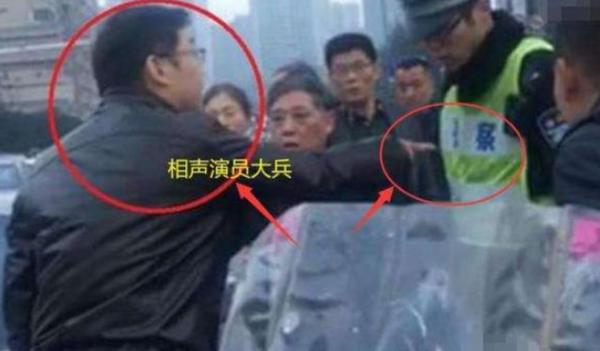 “相聲演員”大兵的毀滅史，從紅遍全國到無人問津，經歷了什麼？