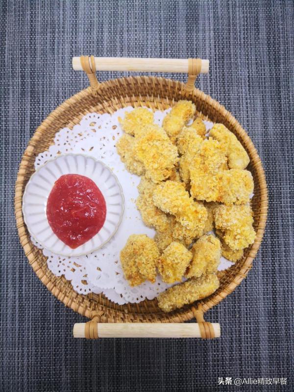 雞胸肉再出新美食，用自制麵包糠做無油版雞米花，外酥裡嫩，真香