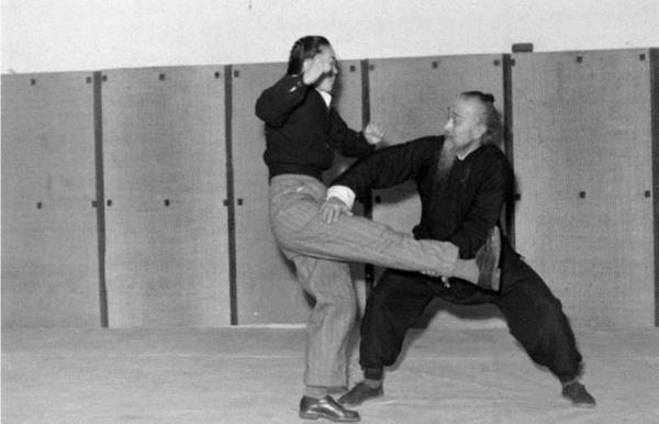 毛主席警衛員李連慶:76歲放棄副軍級生活,拿著積蓄回鄉帶村脫貧 毛主席警衛員李連慶:76歲放棄副軍級生活,拿著積蓄回鄉帶村脫貧