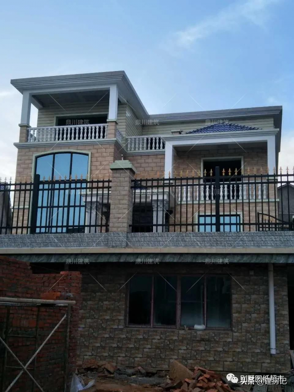 28萬建廣西複式三層別墅，佔地125㎡，7室4廳+車庫，圖紙好評如潮