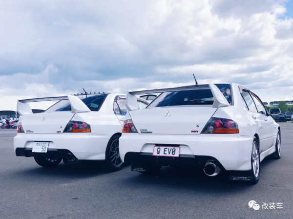 小姐姐連續擁有兩臺";街霸";EVO,完美詮釋何為巾幗不讓鬚眉 小姐姐連續擁有兩臺";街霸";EVO,完美詮釋何為巾幗不讓鬚眉