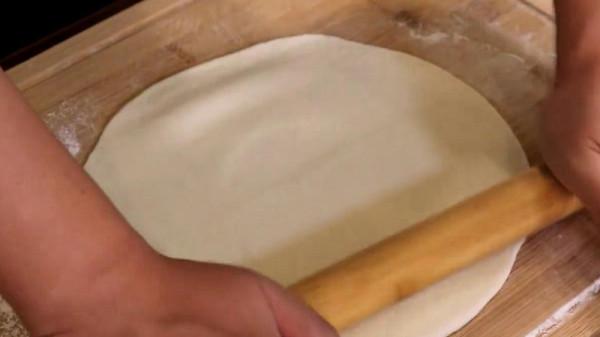 教你做新疆蒸麵，做法簡單，方便易學，愛吃麵食的你一定會喜歡