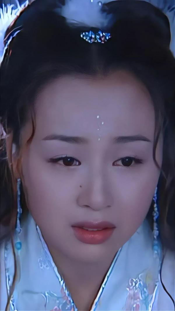 風華絕代的曹穎