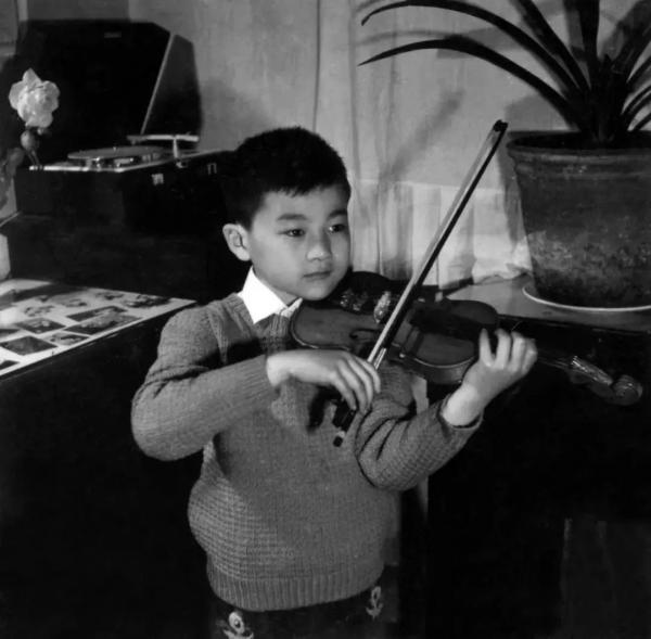 央視中秋晚會上的5大藝術家,個個實力超群,狂甩流量明星幾條街 央視中秋晚會上的5大藝術家,個個實力超群,狂甩流量明星幾條街