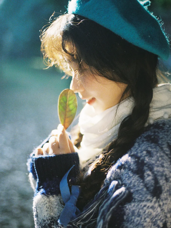 楊超越是“整”了嗎?怎麼突然美成王祖賢了? 楊超越是“整”了嗎?怎麼突然美成王祖賢了?