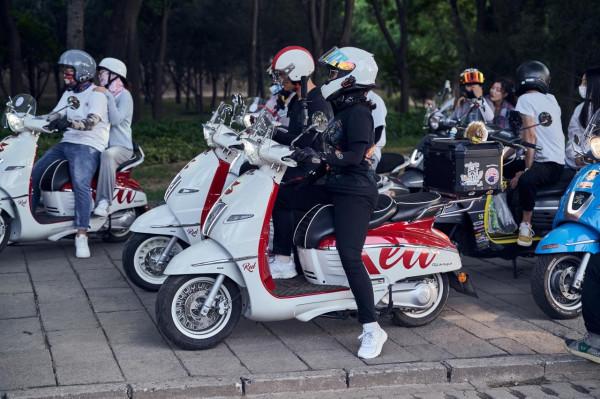 「活動聚會」世界公園潮車節 低趴改裝車一次看個夠