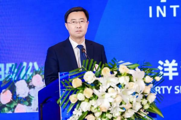 京東首家酒類直營店&OpenCurlyDoubleQuote;京東酒行&rdquo;開業，吳向東擔任珍酒控股董事長