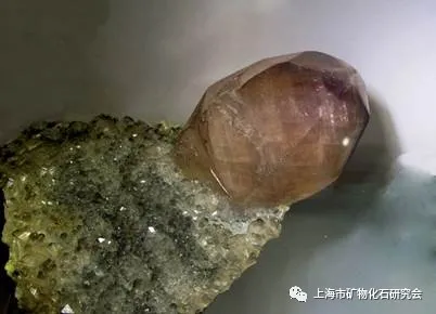 周梅教授：漫話方解石