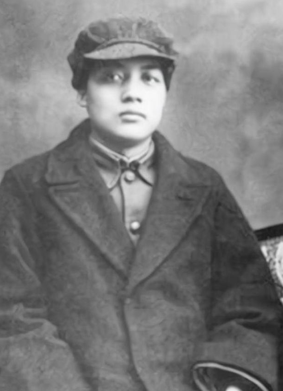 中央紅軍長征後,留守蘇區的10位領導人都有誰?僅一人活到建國 中央紅軍長征後,留守蘇區的10位領導人都有誰?僅一人活到建國