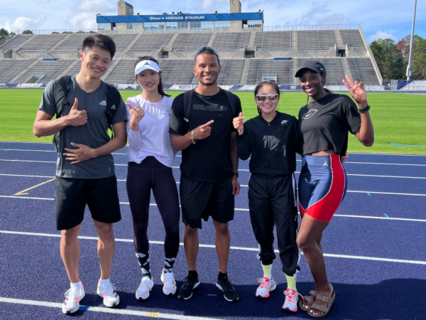 世界冠軍先後給美國名將+加拿大奧運冠軍生子，與謝震業一起訓練