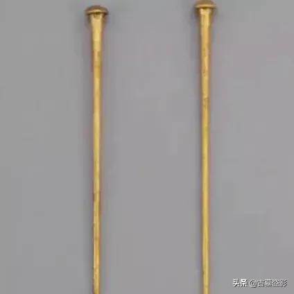 中國有一座古墓，日軍曾數次盜掘未遂，結果出土一價值10億的瓷器