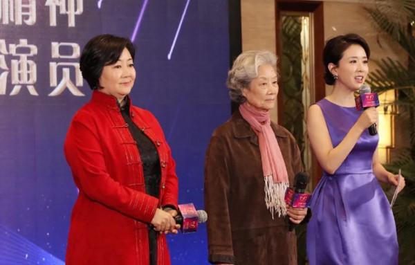 81歲的呂中嫁給了《西遊記》裡“鎮元大仙”,一對兒女都很爭氣 81歲的呂中嫁給了《西遊記》裡“鎮元大仙”,一對兒女都很爭氣