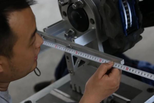 怪獸修車：翻新一輛13年的雷克薩斯GX460，最終滿血復活變新車