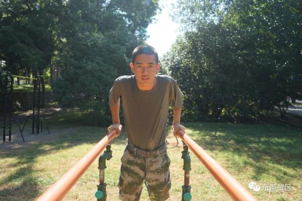 新兵入營已10天,他們表現怎麼樣? 新兵入營已10天,他們表現怎麼樣?