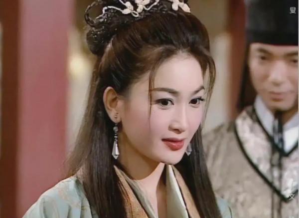 別人演妲己只是漂亮，這2位演妲己卻有種“禍國殃民”的勾人感