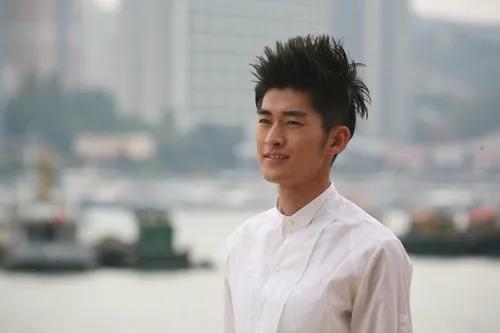 8位“演不了窮人”的男星，貴族氣質與生俱來，最大67歲最小37歲