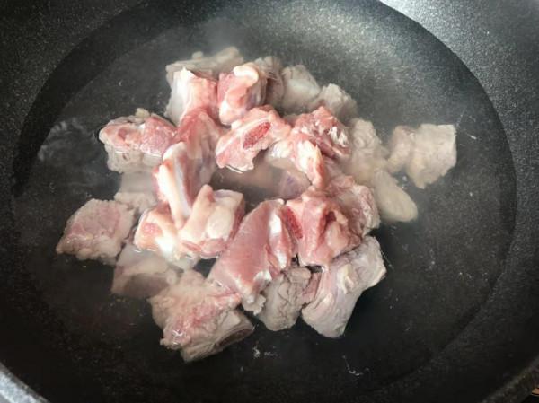 糖醋排骨，酸甜可口，好吃不膩