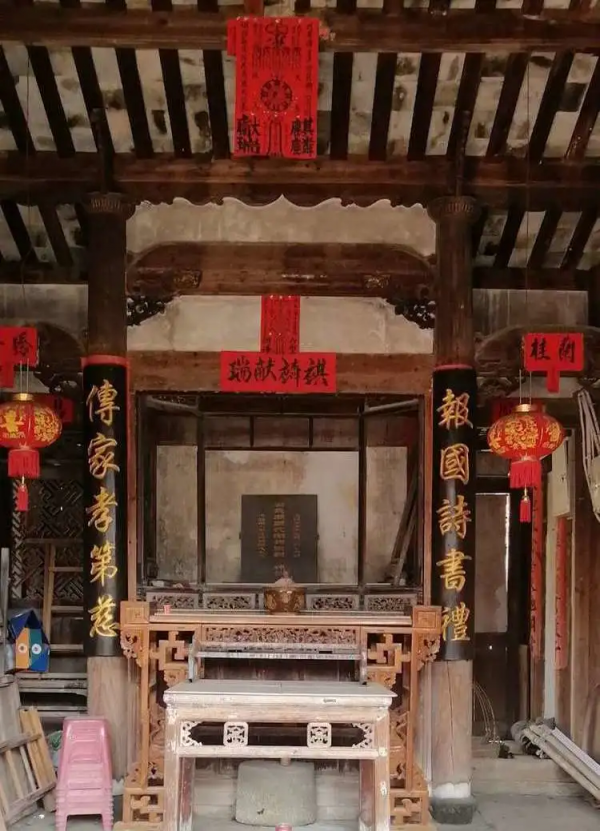 天青色等煙雨，而我在等你，傳統古村落忠山十八寨期待與您的相遇