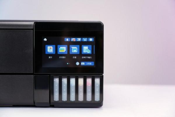 高品質照片裝點幸福生活 愛普生 L8188 印表機評測 高品質照片裝點幸福生活 愛普生 L8188 印表機評測