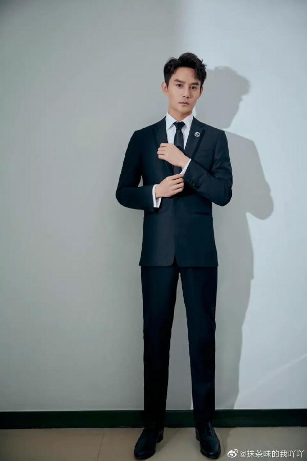 長得醜就別穿西裝！這6位將西裝穿到極致，告訴你什麼才是真帥哥