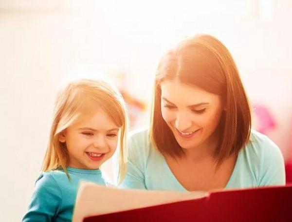 “誇獎教育”把孩子誇到不及格，到底該誇還是不該誇