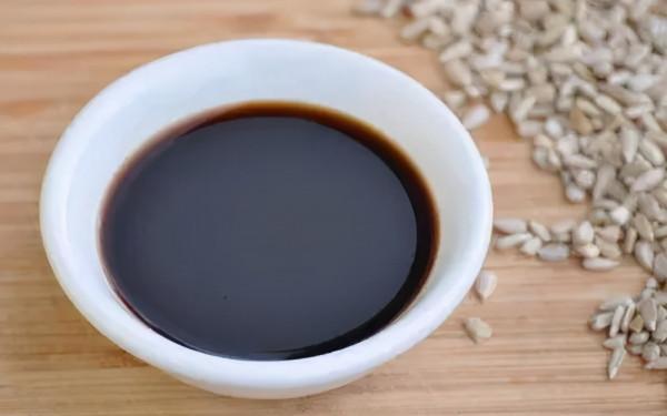 醬油分生抽和老抽，“抽”是啥意思？才知道區別很大，別再用錯了