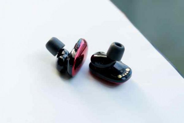 等到了！舒爾推出首款真無線耳機，表現不俗