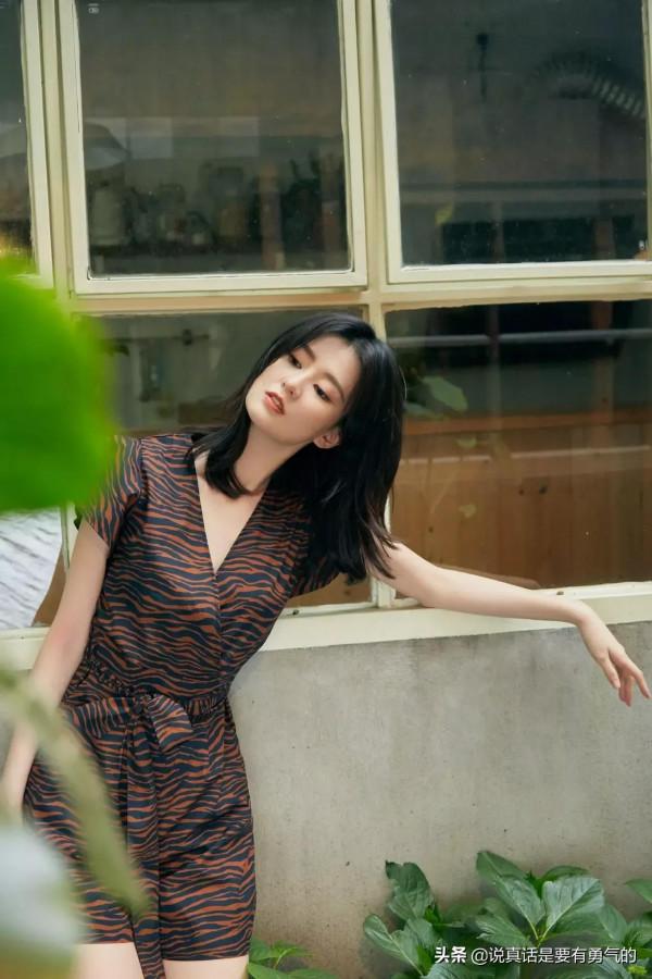 喬欣不僅乖巧可愛,而且散發著成熟女人的魅力 喬欣不僅乖巧可愛,而且散發著成熟女人的魅力