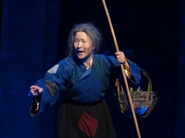 成年人最大的悲哀,是突然讀懂了祥林嫂 成年人最大的悲哀,是突然讀懂了祥林嫂