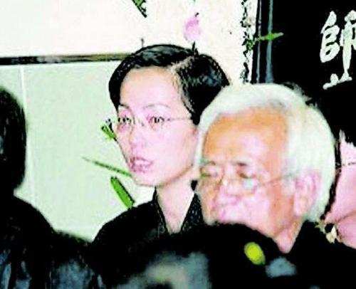 苦戀林正英卻成“未亡人”,結婚17年無兒無女,苑瓊丹悲情往事 苦戀林正英卻成“未亡人”,結婚17年無兒無女,苑瓊丹悲情往事