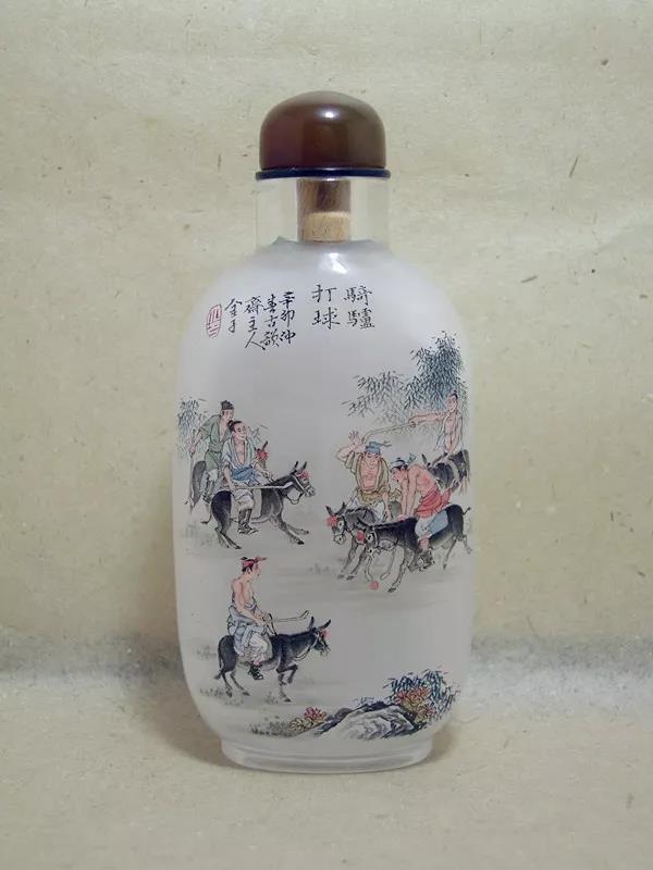 金鴻珊——百年傳承 雕刻鼻菸壺內畫錦繡人生 金鴻珊——百年傳承 雕刻鼻菸壺內畫錦繡人生