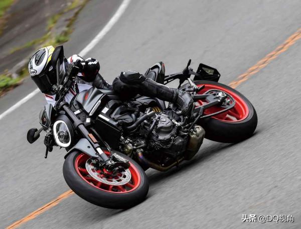 水冷L雙缸111馬力,杜卡迪2021款Monster,車身減輕動力111馬力 水冷L雙缸111馬力,杜卡迪2021款Monster,車身減輕動力111馬力