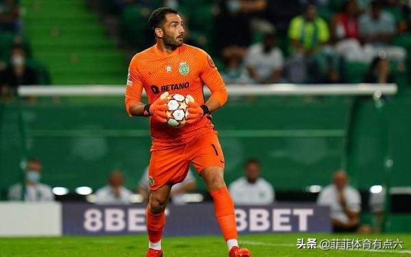 葡萄牙體育主場慘敗於阿賈克斯，遭遇歐冠開門黑，出線前景不妙