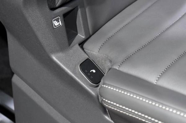 有四驅，搭1.4T插電混動，座椅可180度旋轉，大眾全新邁特威亮相