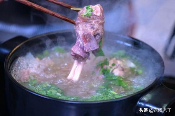 入冬後，女人手腳冰涼建議就吃這4種食物，驅寒暖胃，更有女人味