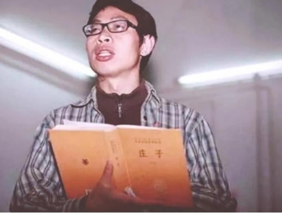 地震13年後，“範跑跑”還在上熱搜，誰還記得英雄老師譚千秋？