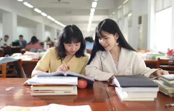 二本學校中的“大學”和“學院”，誰的實力更強？與你想的不一樣