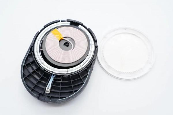 iPhone 12/13都能用，努比亞車載磁吸無線充電支架用料揭曉