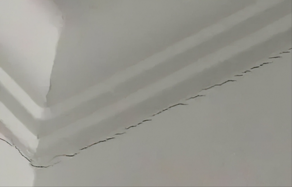 為什麼吊頂會開裂？“三不”分析得很透徹