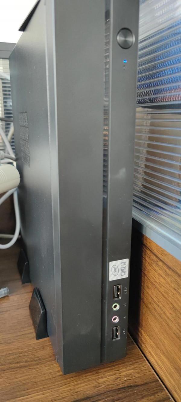 攢了一臺i3-10105做區域網伺服器