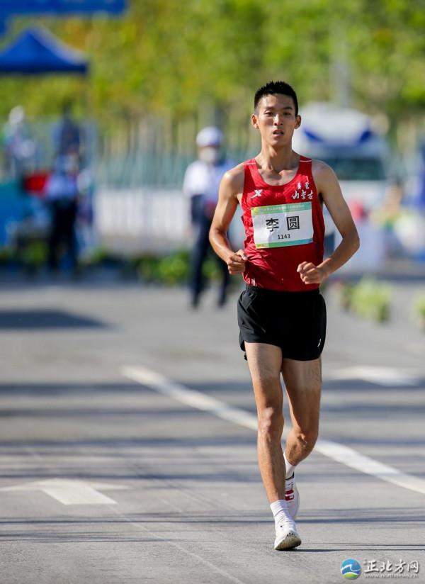 「聚焦十四運」72歲冠軍教練到場觀戰：拼到最後就是最棒的