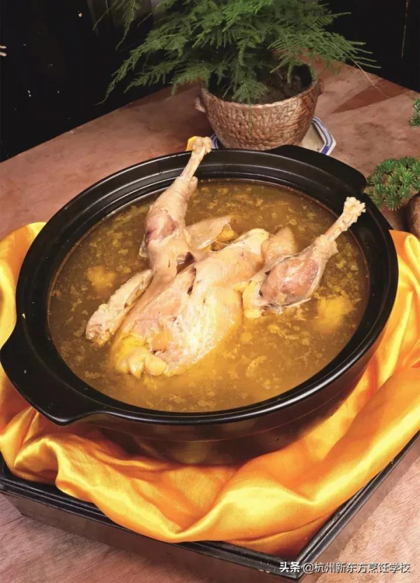 九道酒樓口碑菜品，時令應季，特別實用