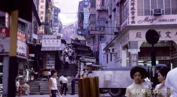 霍英東做了什麼?感動中國,去世後享受國葬待遇,港澳頂流人物抬棺 霍英東做了什麼?感動中國,去世後享受國葬待遇,港澳頂流人物抬棺