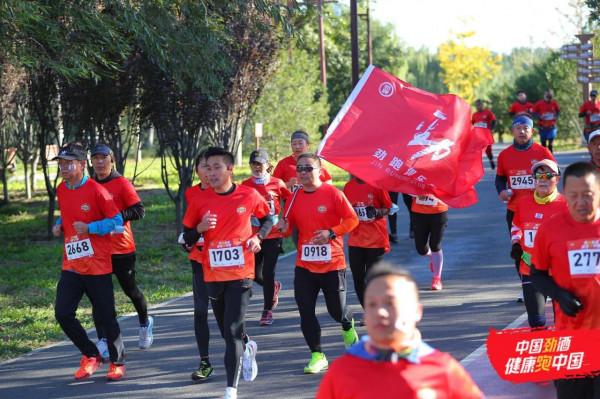 NB頂級競速跑鞋中的顏值天花板 RC Elite v2