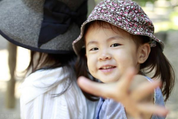 學校是刃，家庭是刃上的鋼