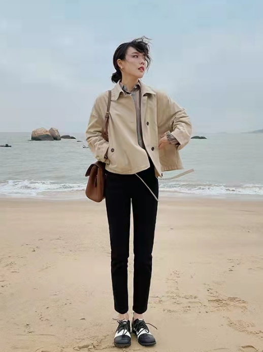 梨形身材冬天怎麼穿才顯瘦？學會這些搭配思路，時髦好看又氣質