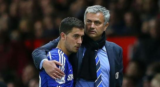 以安切洛蒂對雙前腰的安排為例，談談阿扎爾能否找回前腰的感覺？