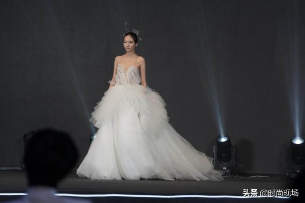 女明星的御用禮服設計師，蘭玉絕美婚紗風格大賞現場走秀