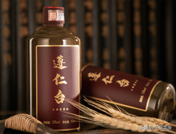 月入3000喝什麼酒合適？酒精酒堅決不能喝，這幾款純糧酒值得擁有