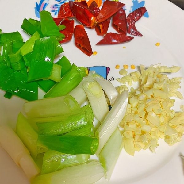 兒菜家常做法:熗炒兒菜,簡單美味又下飯,多人不知還能養生 兒菜家常做法:熗炒兒菜,簡單美味又下飯,多人不知還能養生